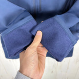 Montbell Trail Action Parka, Women's XL, Navy. This nylon fleece jacket is a perfect outerwear piece. Product code: z00055362.