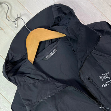 【Men's XS ブラック系】 Arcteryx ( アークテリクス ) スコーミッシュ フーディー Squamish Hoody ナイロン ウェア トップス アウター ジャケット ウィンドシェル z00055416  ウィンドシェル アウター ジャケット トップス