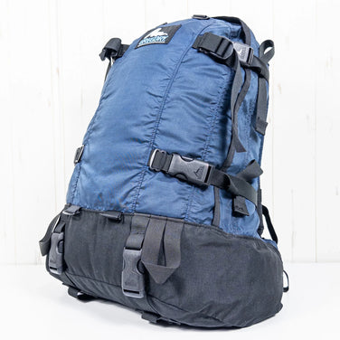 【OneSize ネイビー系】 1995 Gregory ( グレゴリー ) デイ アンド ハーフ パック Day and a Half Pack Navy 生産終了モデル 入手困難 青タグ 旧タグ ナイロン バッグ ストレージ バックパック 容量【30L～54L】
