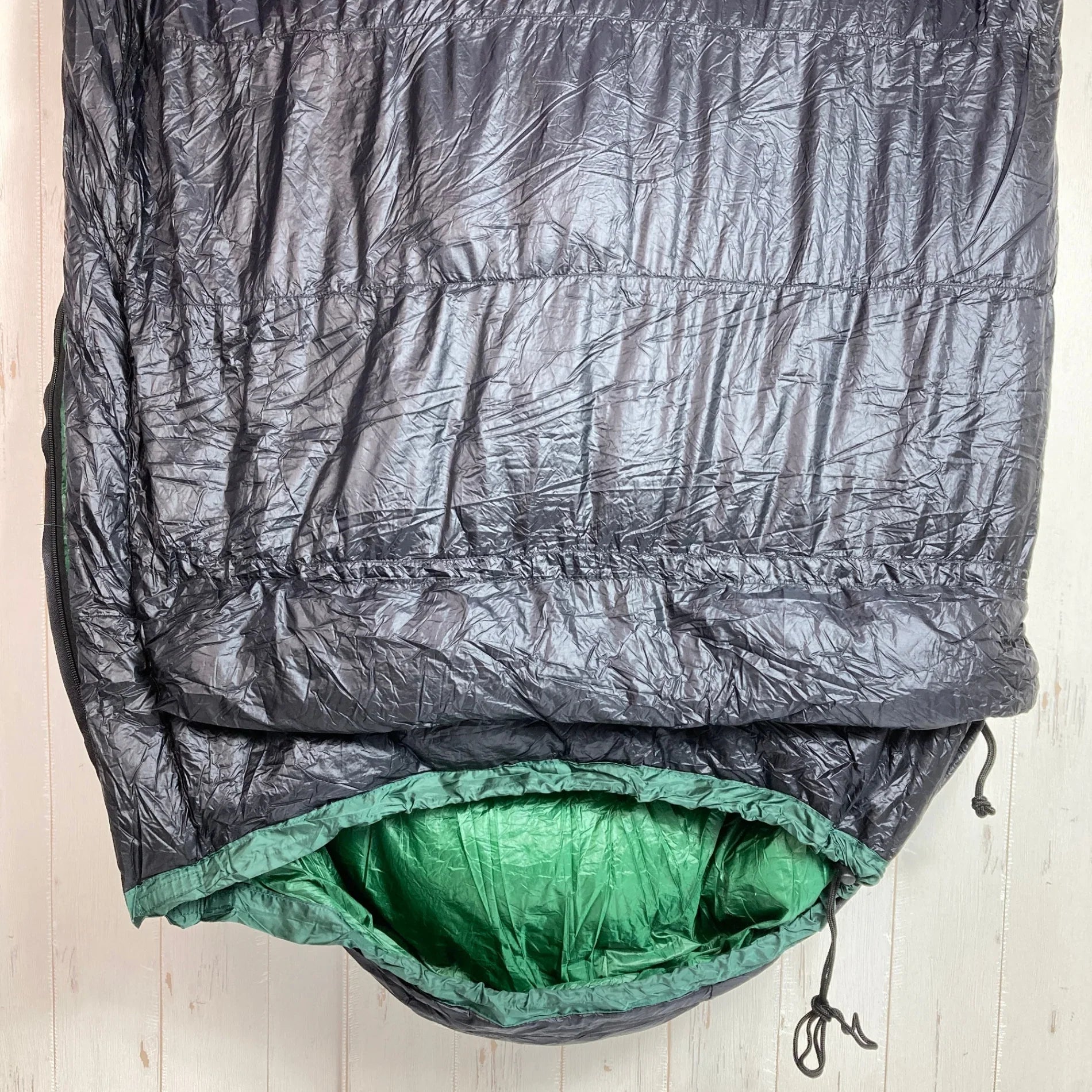 【OneSize グリーン系】 Nanga ( ナンガ ) カモシカオリジナルシュラフ 500 UDD ロング GRN カモシカスポーツ 別注モデル ダウン スリーピングシステム 寝袋 ダウンシュラフ z00052483 GRN ダウンシュラフ 寝袋 スリーピングシ - 【公式】2ndGEAR（セカンドギア）Webショップ【登山用品・アウトドア用品専門 買取販売店】