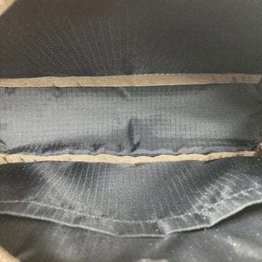 【OneSize グリーン系】 Gregory ( グレゴリー ) パデッドショルダーポーチM ディープフォレストカモ ポリエステル バッグ ストレージ 外付けポーチ z00057018 ディープフォレストカモ 外付けポーチ バッグ ストレージ