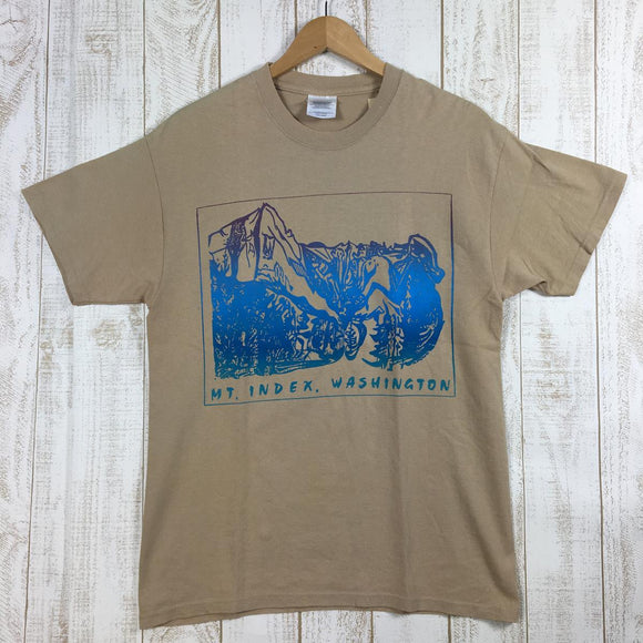 【Men's M ベージュ系】 米国ワシントン州 Mt. Index クライミングルートリスト Tシャツ ポートアンドカンパニー 入手困難 希少なアウトドアTシャツ International Men's コットン ショートスリーブTシャツ クルーネック インナー - 【公式】2ndGEAR（セカンドギア）Webショップ【登山用品・アウトドア用品専門 買取販売店】