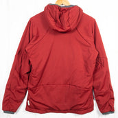 【Men's M レッド系】 Finetrack ( ファイントラック ) ドラウト ポリゴン3 フーディ 化繊ダウン ウェア トップス アウター ジャケット 化繊インサレーション z00052921  化繊インサレーション アウター ジャケット トップス ウェア