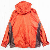 Montbell Storm Cruiser 夹克，男款 L 码，红色。尼龙外套，防雨外套，GORE-TEX 3L（三层）