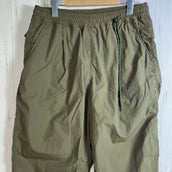 【Unisex 3 グリーン系】 迷迭香 ( マンネンロウ ) マイクロ リップ ナイロン ハーベスト トレーナー Micro Rip Nylon Harvest Trainer ナイロン ウェア ボトムス ロングパンツ  z00054002   ロングパンツ ボトム