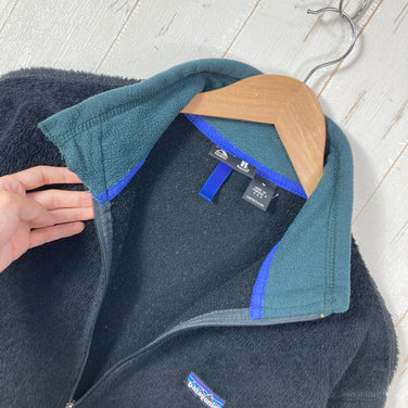【Men's M ブラック系】 2000 Patagonia ( パタゴニア ) R2ジャケット R2 Jacket 生産終了モデル 入手困難 最初期型 ポリエステル ウェア トップス アウター ジャケット フリース z00059768  フリース アウター ジャケ