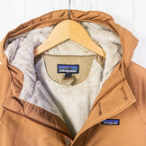 【Boy's XL ベージュ系】 2019 Patagonia ( パタゴニア ) ボーイズ インサレーテッド イスマス ジャケット Boys' Insulated Isthmus Jacket BEBR 化繊ダウン ウェア トップス アウター ジャケット 化繊インサ - 【公式】2ndGEAR（セカンドギア）Webショップ【登山用品・アウトドア用品専門 買取販売店】