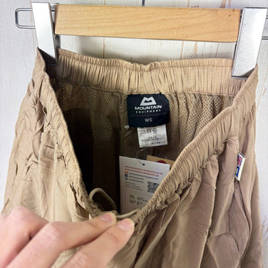 【Women's S ベージュ系】 Mountain Equipment ( マウンテンイクイップメント ) イージー スカート Easy Skirt 424467 BEIGE z00056027 BEIGE スカート ボトムス ウェア