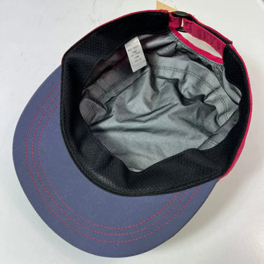 Marmot GORE-TEX 内衬工作帽，均码，红色。尼龙材质。另有 GORE-TEX（戈尔特斯）配件、头饰和帽子可供选择。产品代码：z000545。