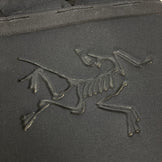 Arcteryx Blade 6 背包（均码，黑色） - 已停产且难以找到的尼龙储物背包/日用背包，容量：最大 29 升 (z00054481)