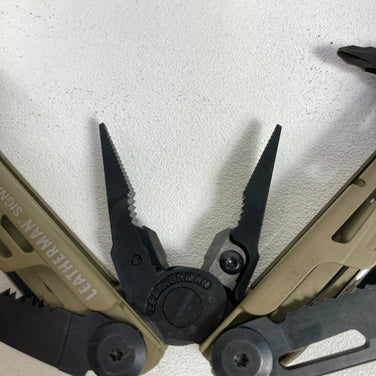 【OneSize ベージュ系】 Leatherman ( レザーマン ) シグナル Signal Coyote キャンピングギア 刃物 マルチツール z00053052 Coyote マルチツール 刃物 キャンピングギア