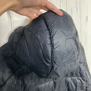 【Men's M ブラック系】 2019 Patagonia ( パタゴニア ) マクロ パフ フーディ Macro Puff Hoody 生産終了モデル 入手困難 化繊ダウン ウェア トップス アウター ジャケット 化繊インサレーション z00059247  化繊