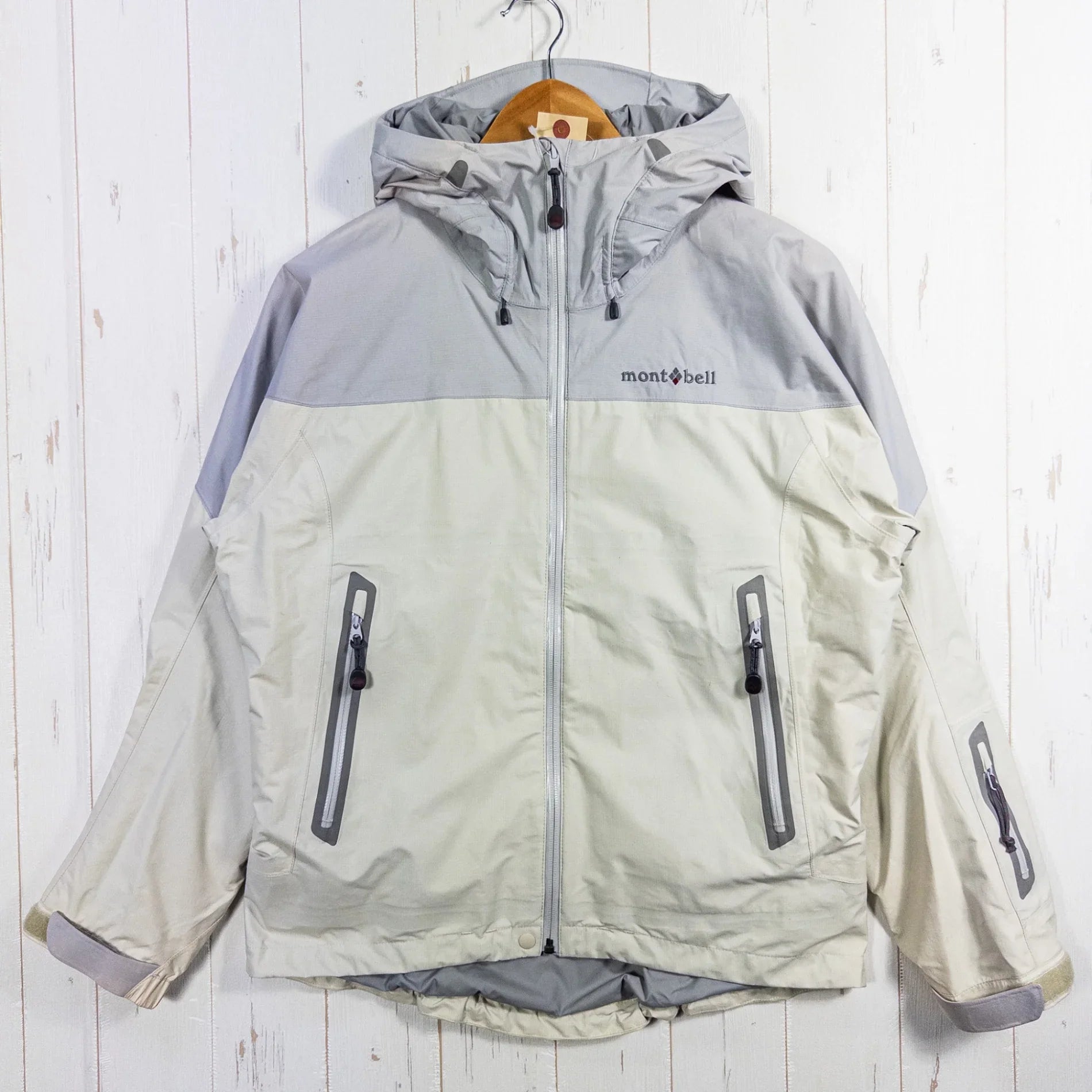 【Women's M アイボリー系】 Montbell ( モンベル ) ストーム ジャケット Storm Jacket 化繊インサレーション ハードシェル ナイロン ウェア トップス アウター ジャケット ハードシェル z00052685 ハードシェル アウター ジャ - 【公式】2ndGEAR（セカンドギア）Webショップ【登山用品・アウトドア用品専門 買取販売店】