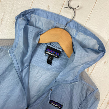 【Men's XS ブルー系】 2025 Patagonia ( パタゴニア ) フーディニ ジャケット Houdini Jacket FLKB DWR パッカブル リップストップ ナイロン ウェア トップス アウター ジャケット ウィンドシェル z00060748