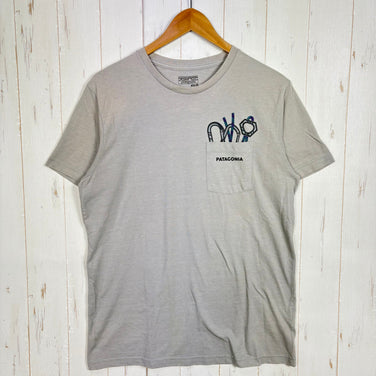 【Men's M グレー系】 Patagonia ( パタゴニア ) オーガニックコットン ポケット カラビナ ティー Organic Cotton Poket Carabiner Tee オーガニックコットン ウェア トップス インナー シャツ ショートスリーブ