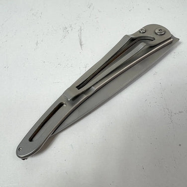 One Size Silver Deejo Le 37 Grams Pocket Knife, Hard-to-Find, Baladeo-Era Stainless Steel Camping Gear Knife (z00054526)