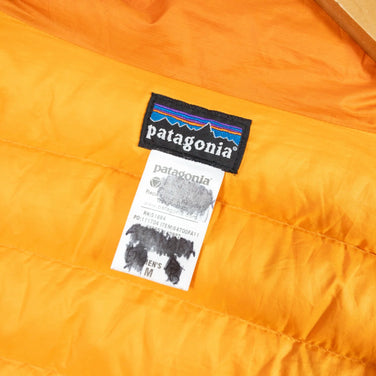 【Men's M オレンジ系】 Patagonia ( パタゴニア ) ダウン セーター フーディ Down Sweater Hoody 800Fp ダウン ジャケット 生産終了モデル 入手困難 84700 International Men's DMO Deep - 【公式】2ndGEAR（セカンドギア）Webショップ【登山用品・アウトドア用品専門 買取販売店】