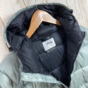 【Men's M グレー系】 Trail Bum ( トレイルバム ) ノット バッド ダウン フーディ NOT BAD DOWN HOODIE ナンガ コラボ ダウン スリーピングシステム 寝袋 ダウンシュラフ z00050317 ダウンインサレーション アウ - 【公式】2ndGEAR（セカンドギア）Webショップ【登山用品・アウトドア用品専門 買取販売店】