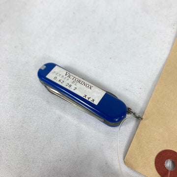 【OneSize ブルー系】 Victorinox ( ビクトリノックス ) スイスライト Swiss Lite 入手困難 キャンピングギア 刃物 マルチツール z00061523  マルチツール 刃物 キャンピングギア - 0