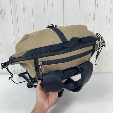 【OneSize ベージュ系】 Paago Works ( パーゴワークス ) バディ 16 Buddy 16 ナイロン バッグ ストレージ バックパック デイパック 容量【～29L】 z00058318  デイパック 容量【～29L】 バックパック バッグ ストレ