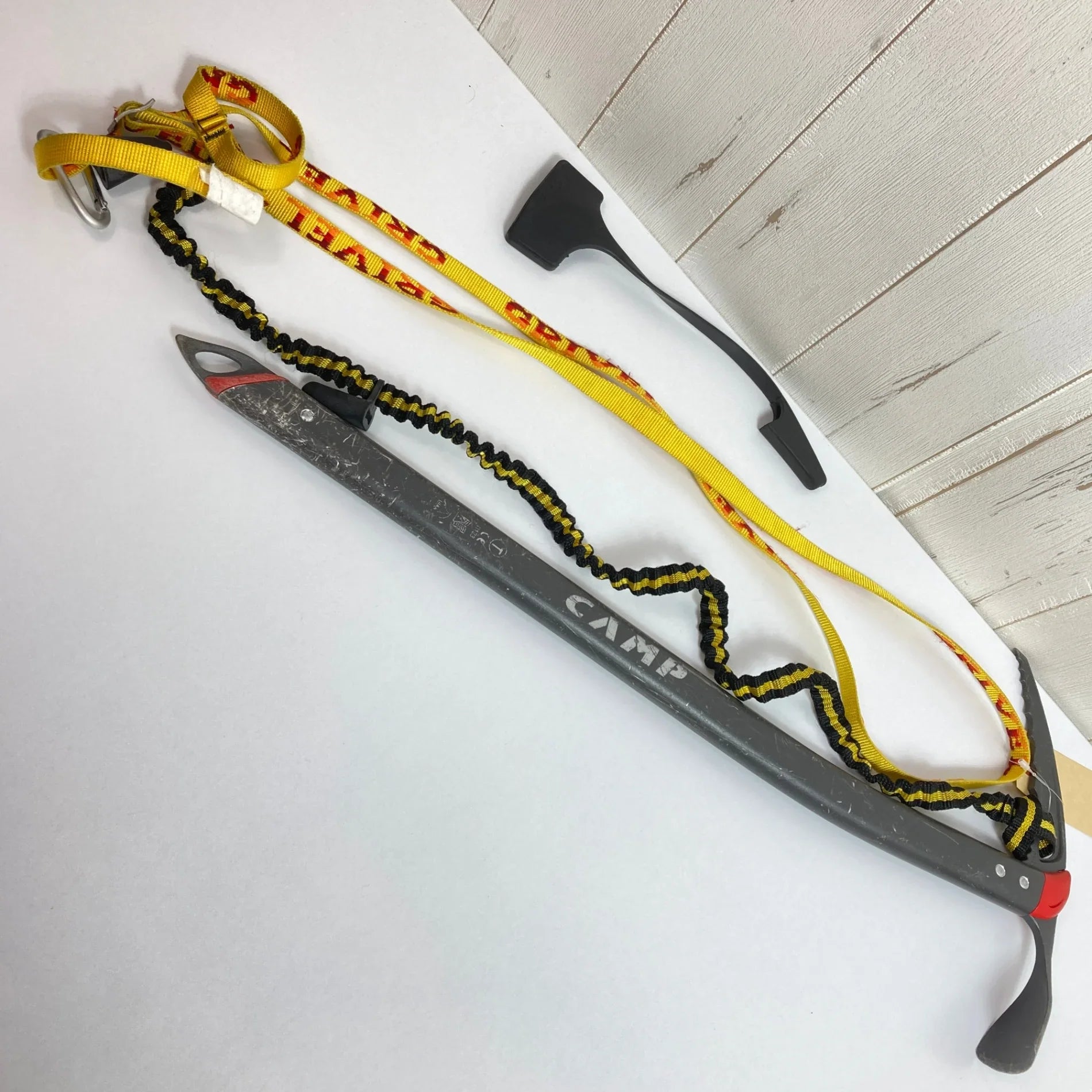 【57cm グレー系】 Camp ( カンプ ) アルピナ Alpina ウィンターギア ピッケル アイスアックス z00052366 ピッケル アイスアックス ウィンターギア - 【公式】2ndGEAR（セカンドギア）Webショップ【登山用品・アウトドア用品専門 買取販売店】