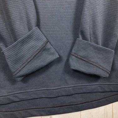 Montbell Geo Line MW Round Neck Shirt, Men's XL, Black. Polyester, Long Sleeve Crew Neck T-Shirt.