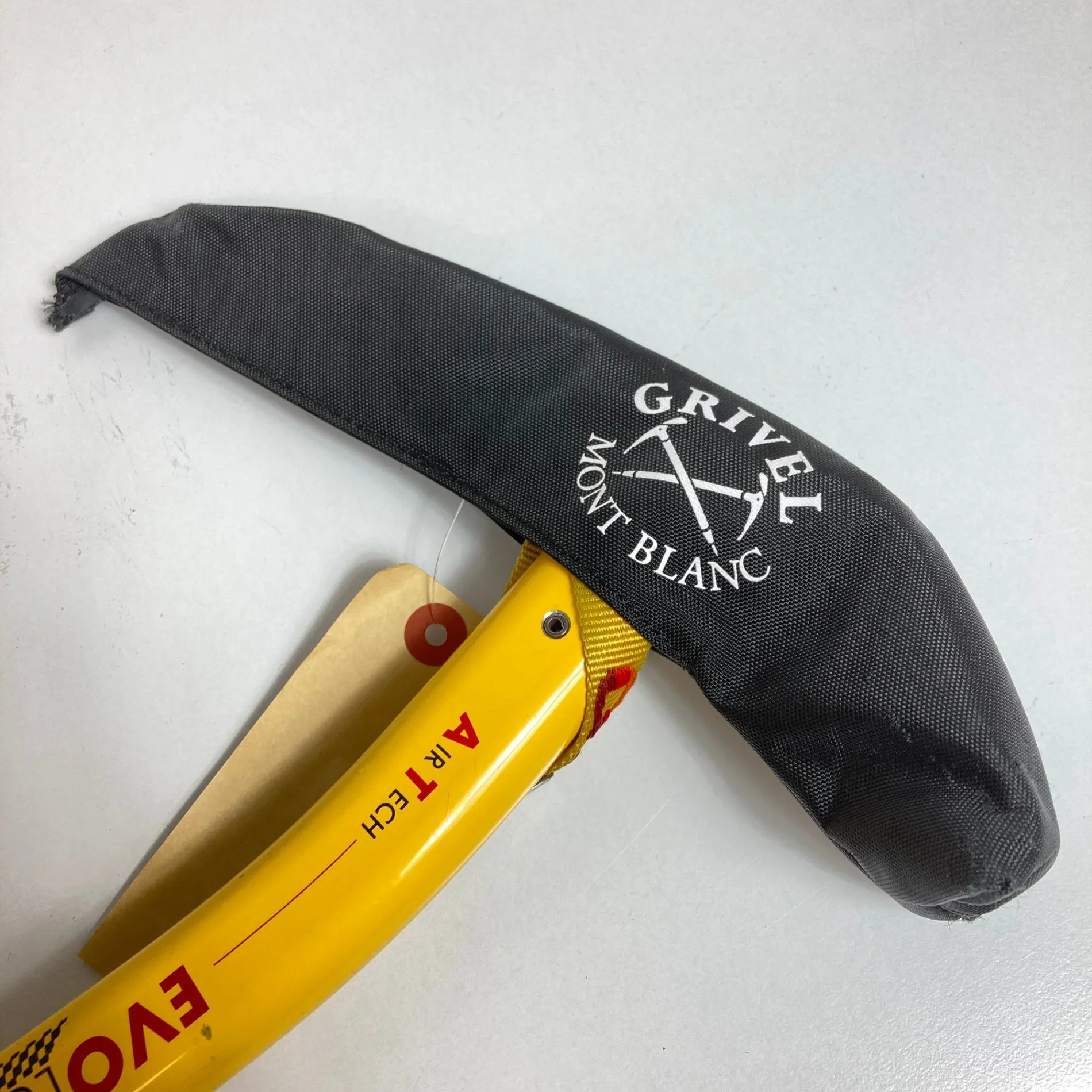 【58cm イエロー系】 Grivel ( グリベル ) エアーテックエヴォリューション Air Tech Evolution ウィンターギア ピッケル アイスアックス z00052588 ピッケル アイスアックス ウィンターギア - 【公式】2ndGEAR（セカンドギア）Webショップ【登山用品・アウトドア用品専門 買取販売店】