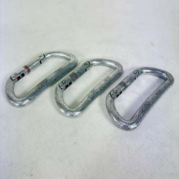 【OneSize シルバー系】 Cassin ( カシン ) ヴィンテージ D型 カラビナ 3点セット Vintage D-Shaped Carabiner Set ビンテージ オリジナル 入手困難 イタリア製 D型 3点セット ロッククライミングギア z00061