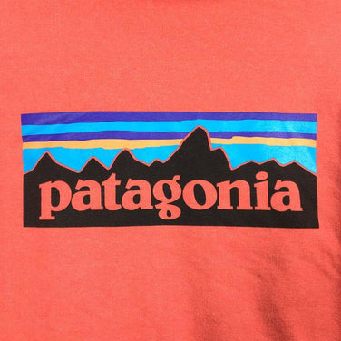 【Men's S レッド系】Patagonia ( パタゴニア ) P-6 ロゴ ミッドウェイト フルジップ フーデッド スウェットシャツ P-6 Logo Midweight Full-Zip Hooded Sweatshirt パーカー フーディ 生産終了モデル 入手困難 39418 International Men's コットン フーディ インナー シャツ トップス ウェア - 【公式】2ndGEAR（セカンドギア）Webショップ【登山用品・アウトドア用品専門 買取販売店】