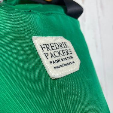 【OneSize グリーン系】 Fredrik Packers ( フレドリックパッカーズ ) ベーカーパック Baker Pack 入手困難 ナイロン バッグ ストレージ バックパック デイパック 容量【～29L】 z00055630  デイパック 容量【～29L