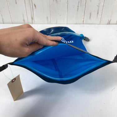 【OneSize ブルー系】 Montbell ( モンベル ) フレックス ウォーターキャリア 4L ハイドレーションイクイップメント ソフトボトル ソフトフラスク z00058807  ソフトボトル ソフトフラスク ハイドレーションイクイップメント