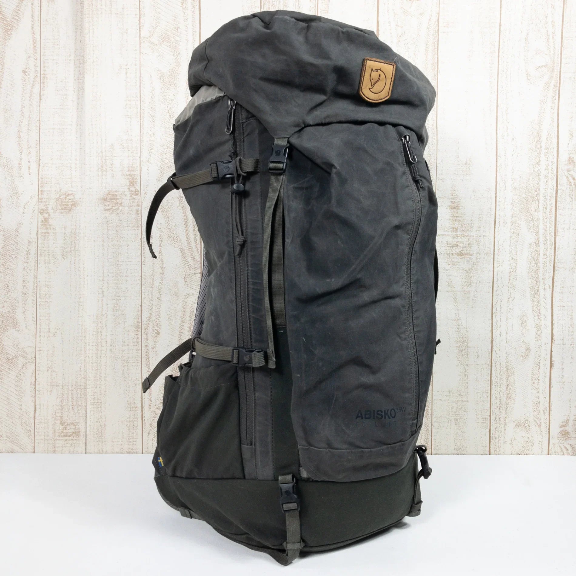 【Women's OneSize グリーン系】 Fjallraven ( フェールラーベン ) アビスコ フリルフット 35 W Abisko Friluft 35 W Deep Forest ポリエステル バッグ ストレージ バックパック 容量【30L～54L】 z0005129 - 【公式】2ndGEAR（セカンドギア）Webショップ【登山用品・アウトドア用品専門 買取販売店】