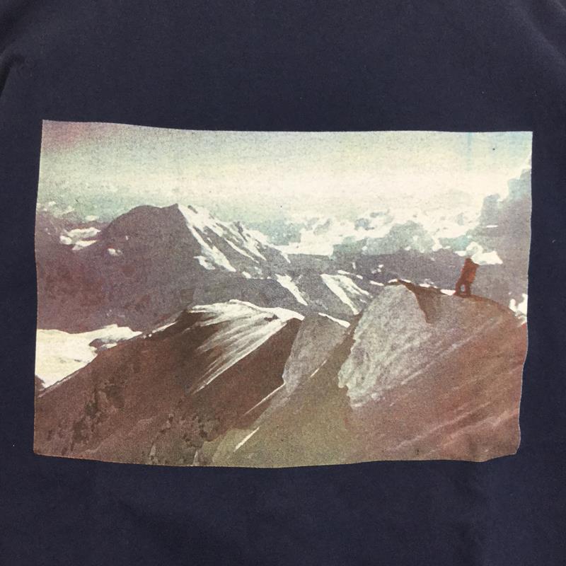 【Men's M ネイビー系】 アラスカマウンテニアリングスクール Ams Alaska Mountaineering School オリジナル Tシャツ 希少なアウトドアTシャツ International Men's  化繊 ショートスリーブTシャツ クルーネッ