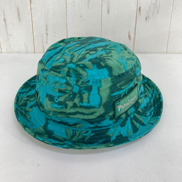 【Unisex S/M グリーン系】 2024 Patagonia ( パタゴニア ) ウェーブフェアラー バケツ ハット Wavefarer Bucket Hat WPCC / Water People Banner: Cliffs and Waves Conifer
