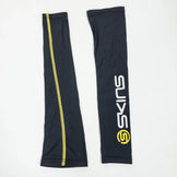 【Unisex XS ブラック系】 Skins ( スキンズ ) アームスリーブ ナイロン ウェア ウェア小物 アームカバー z00051870 アームカバー ウェア小物 ウェア - 【公式】2ndGEAR（セカンドギア）Webショップ【登山用品・アウトドア用品専門 買取販売店】