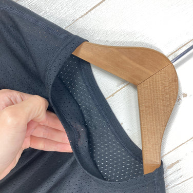 【Men's M ブラック系】 Finetrack ( ファイントラック ) ドライレイヤーベーシックT ポリエステル ウェア トップス インナー シャツ ショートスリーブTシャツ クルーネック 化繊 z00054541  化繊 ショートスリーブTシャツ クルーネッ