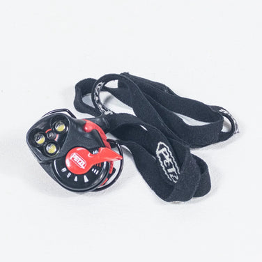 【OneSize ブラック系】 Petzl ( ペツル ) イーライト ライティングギア ヘッドランプ z00051821 ヘッドランプ ライティングギア - 【公式】2ndGEAR（セカンドギア）Webショップ【登山用品・アウトドア用品専門 買取販売店】
