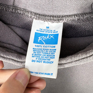 【Men's M チャコール系】 Rokx ( ロックス ) コットンウッド スウェット プルオーバー パーカー Cottonwood Sweat PO Parka RXMF204122 CHARCOAL z00056142 CHARCOAL コットン フーディ イン