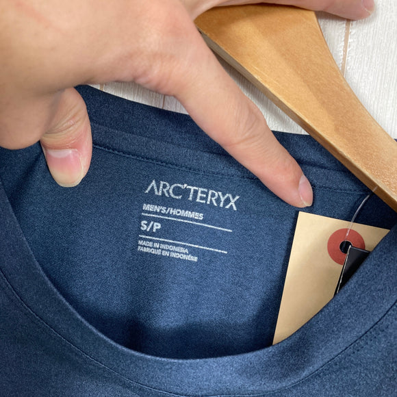 【Men's S ネイビー系】 Arcteryx ( アークテリクス ) レミージ ワード シャツ SS Remige Word Shirt SS Cobalt Moon 吸汗速乾 UPF50+ ポリエステル ウェア トップス インナー シャツ ショートスリーブTシ