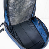 均码 海军蓝 1990 年代 Gregory Day Pack 海军蓝（已停产型号，很难找到）蓝色标签，旧标签，尼龙袋，储物背包，背包，容量：高达 29 升，z00053470 海军蓝