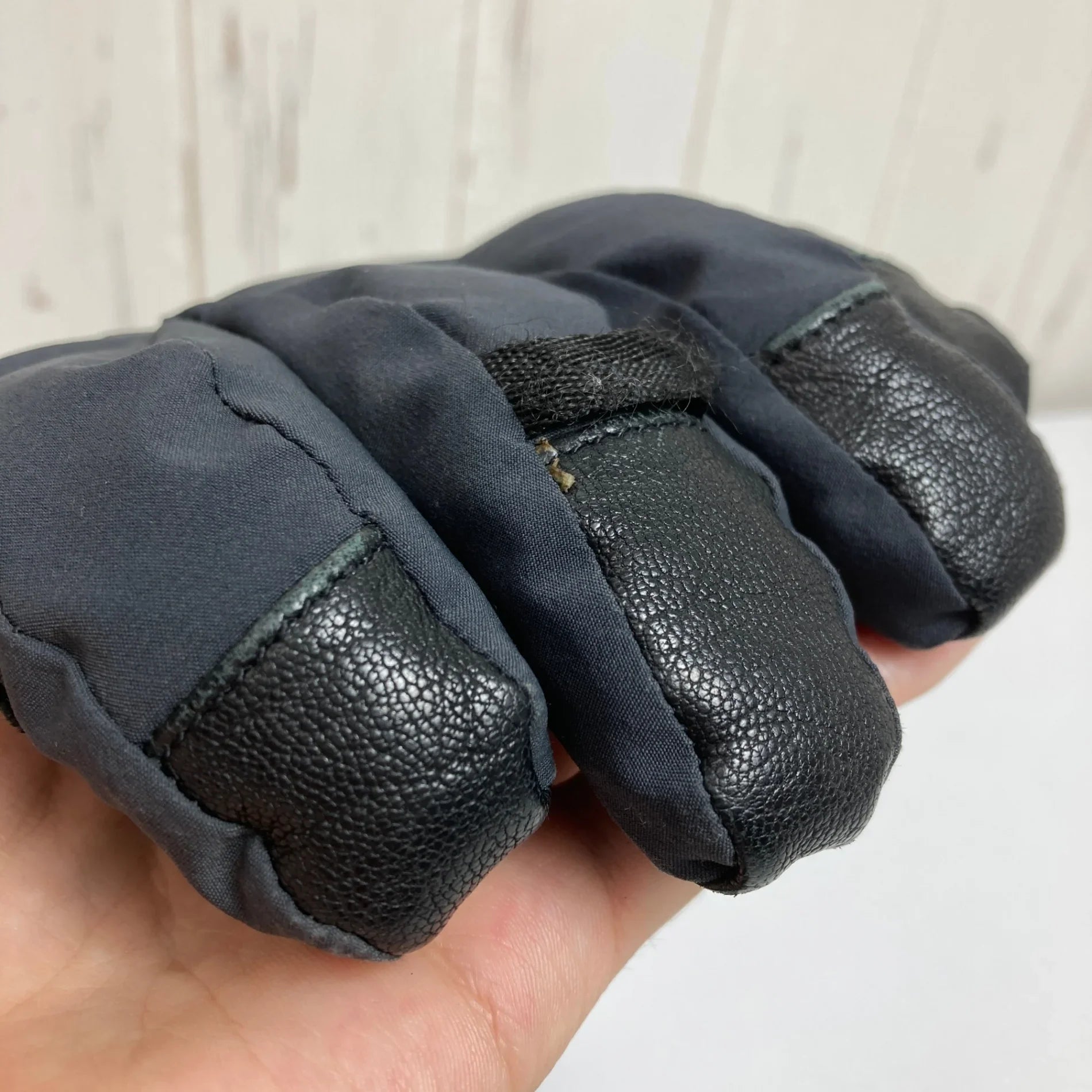 【S ブラック系】 Black Diamond ( ブラックダイヤモンド ) グリセード グローブ Glissade Glove ナイロン ウェア ウェア小物 グローブ 手袋 z00050273 グローブ 手袋 ウェア小物 ウェア - 【公式】2ndGEAR（セカンドギア）Webショップ【登山用品・アウトドア用品専門 買取販売店】