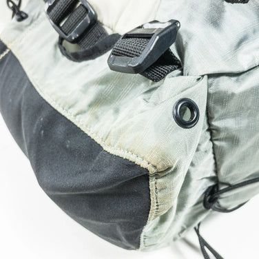 【OneSize グレー系】 Six Moon Designs ( シックスムーンデザインズ ) フライト 30 Flight 30 容量【30L～54L】 バックパック バッグ ストレージ - 【公式】2ndGEAR（セカンドギア）Webショップ【登山用品・アウトドア用品専門 買取販売店】