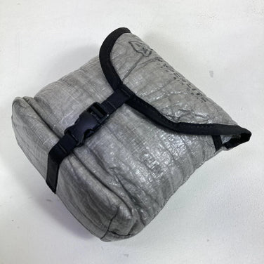 【OneSize シルバー系】 Hyperlite Mountain Gear Hmg ( ハイパーライトマウンテンギア ) リパック Repack 保温 フード コージー コジー Silver クーラーボックス 断熱ケース クックウェア - 【公式】2ndGEAR（セカンドギア）Webショップ【登山用品・アウトドア用品専門 買取販売店】