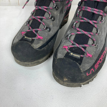 【Women's 24.3cm グレー系】 La Sportiva ( ラ・スポルティバ ) トランゴ アルプ エボ GTX ウーマン TRANGO ALP EVO GTX WOMAN Carbon / Cherry GORE-TEX｜Vibram｜Perwangerレザー フ - 0