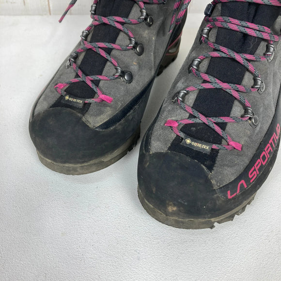 【Women's 24.3cm グレー系】 La Sportiva ( ラ・スポルティバ ) トランゴ アルプ エボ GTX ウーマン TRANGO ALP EVO GTX WOMAN Carbon / Cherry GORE-TEX｜Vibram｜Perwangerレザー フ