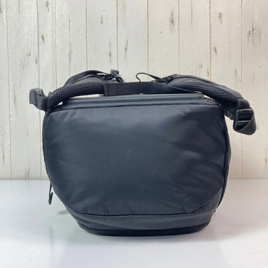 One Size Black Jackwolfskin UR Divide Commuter Daypack, Nylon Storage Backpack, Capacity up to 29L (z00054623)