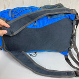 Karrimor Mars 可折叠背包，25升尼龙收纳袋，蓝色，均码，z00052909。这款背包提供高达 29 升的收纳空间。