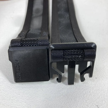 【Unisex S ブラック系】 Arcteryx ( アークテリクス ) ヒリアド ベルト 32Mm Heliad Belt 32 ナイロン ベルト X000007042/L08446200 Unisex Black ベルト ウェア小物 ウェア - 【公式】2ndGEAR（セカンドギア）Webショップ【登山用品・アウトドア用品専門 買取販売店】