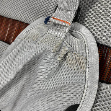 【OneSize オレンジ系】 Mountain Hardwear ( マウンテンハードウェア ) コア 18 Koa 18 ベストパック トレイルランニング ファストハイキング バックパック デイパック 生産終了モデル 入手困難 OE7900 デイパック 容量【 - 【公式】2ndGEAR（セカンドギア）Webショップ【登山用品・アウトドア用品専門 買取販売店】