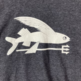 【Men's M グレー系】 2015 Patagonia ( パタゴニア ) フライング フィッシュ ティー Flying Fish Tee			 オーガニックコットン ウェア トップス インナー シャツ ショートスリーブTシャツ クルーネック コットン z00